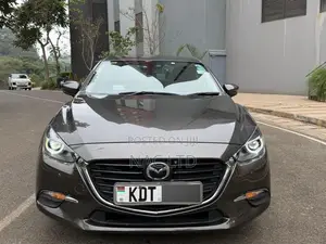 Mazda Axela 2018 Kijivu