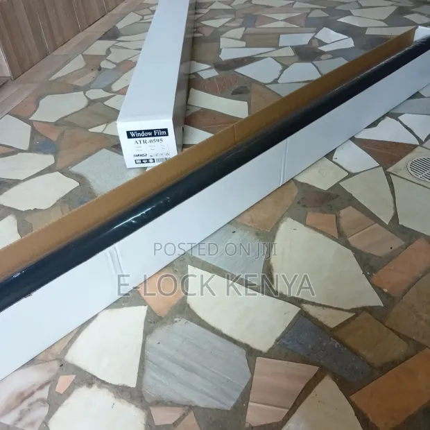 35% Sun Blocking Car Window Tint - 132cm x 30m - 1