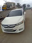 Honda Stream 2010 White - 1