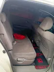 Honda Stream 2010 White - 2
