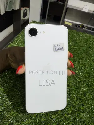 Apple iPhone 16e 256GB Nyeupe