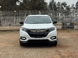 Honda Vezel 1.5 Hybrid RS 2019 White