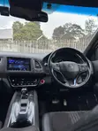 Honda Vezel 1.5 Hybrid RS 2019 White - 5