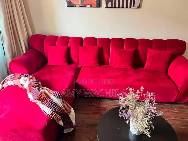 Kochi ya Velvet ya Magenta ya Viti 7 - 1