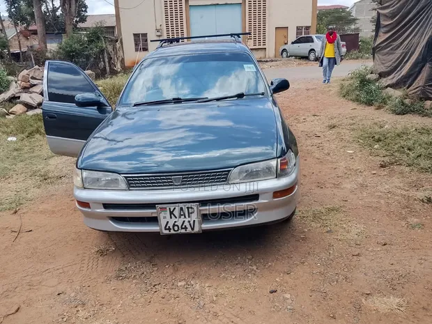 Toyota Corolla Touring 2019 Blue - 1