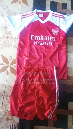 Football Jerseys - Arsenal, Man Utd, Chelsea