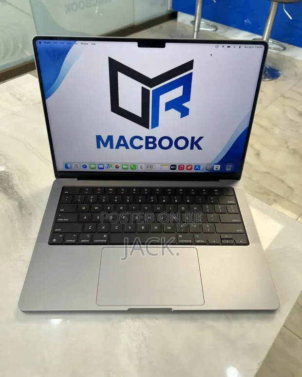 Apple MacBook Pro 2021 M1 Max 14" 32GB RAM 1TB SSD - 1