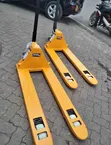 3000kg Hydraulic Hand Pallet Truck - 1