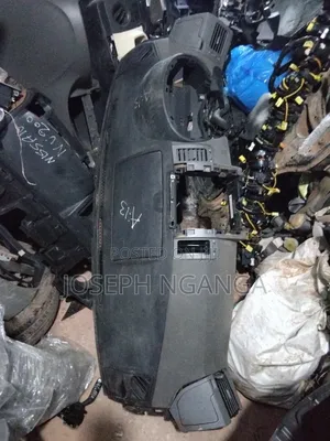 Nissan X-Trail NT32 Dashboard with Airbag