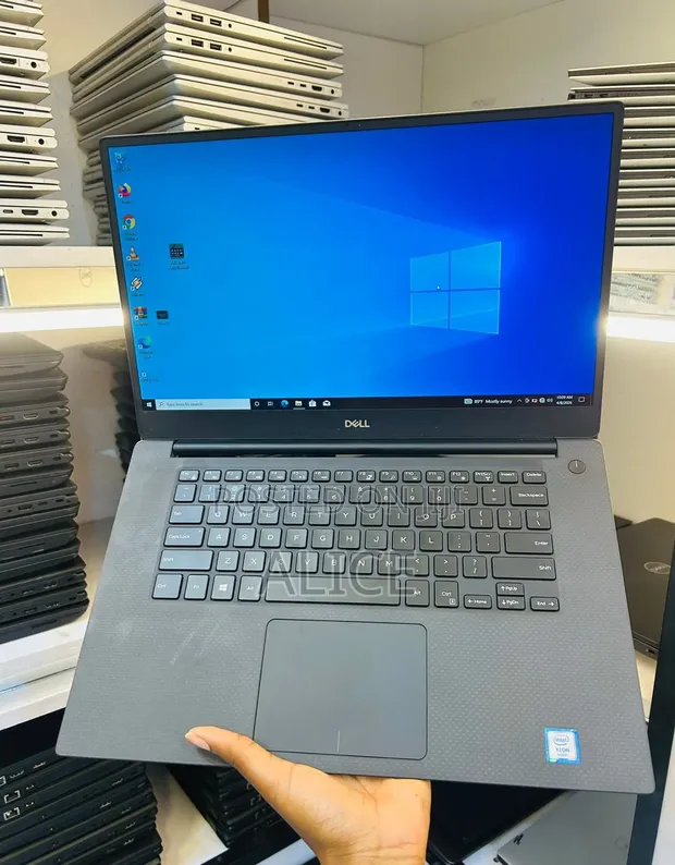 New Dell Precision 7540 Laptop: Intel Core i7, 16GB RAM, 512GB SSD - 1