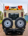 Toyota Land Cruiser 2017 Beige - 5