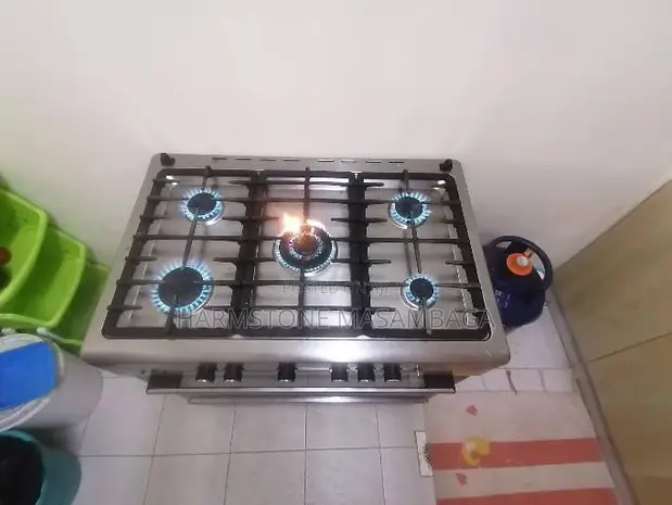 Haier Cooker ya Gesi ya Burner 5 na Oven - 1