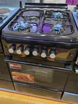 Roch Turkey Nyeusi 50x55 Cooker ya Kusimama (3 Gesi + 1 Oven) - 2