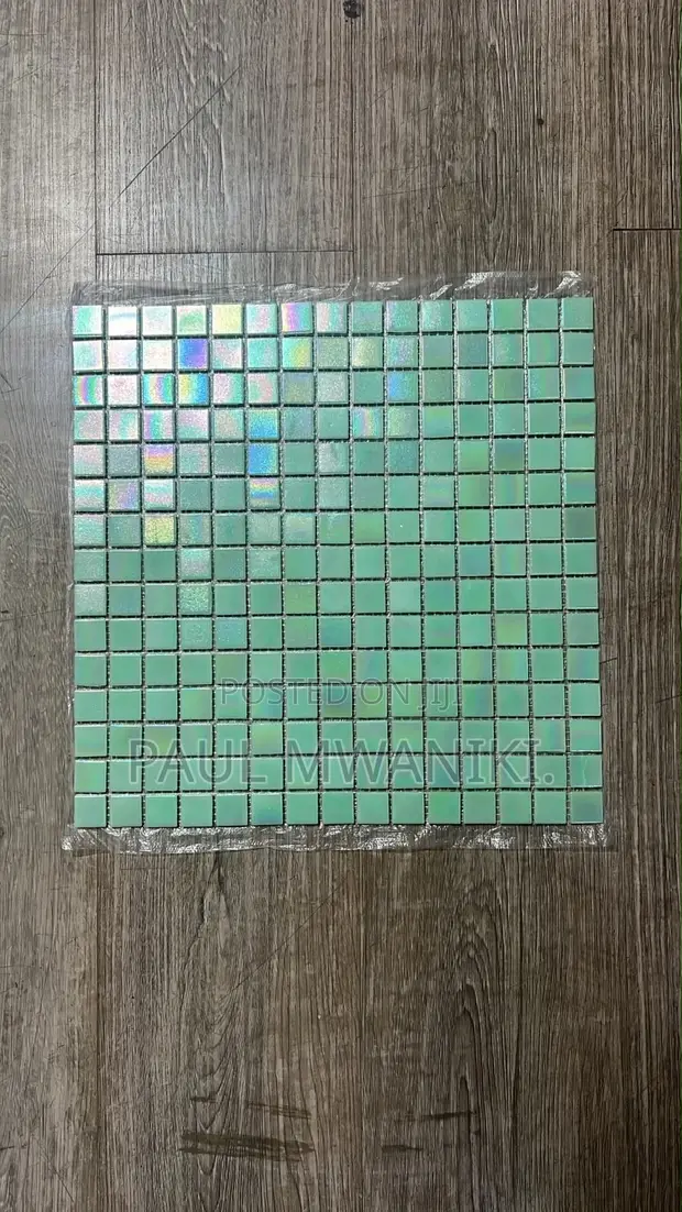 Premium Glass Mosaic Tiles - Bluu na Aqua Green - 1