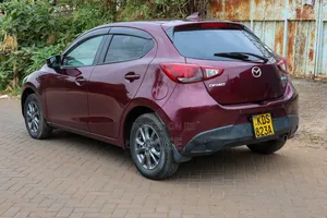 Mazda Demio 2016 Kahawia