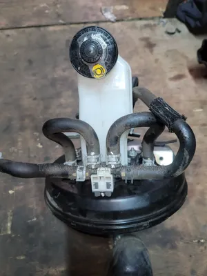 Toyota Hilux Vigo Brake Booster
