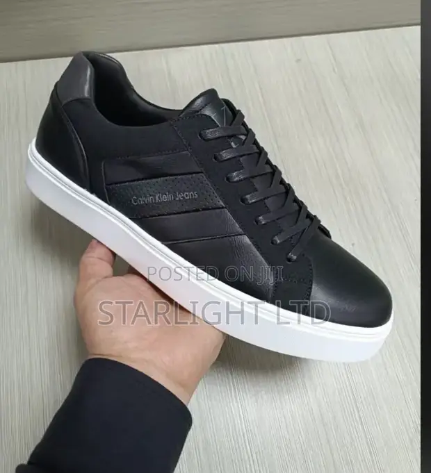 Viatu vya Calvin Klein vya Smart Casual - 1