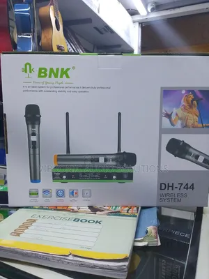 Mfumo wa Kipaza Sauti Kisichotumia Waya cha BNK DH-744 VHF