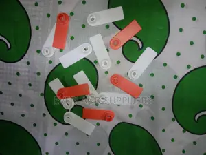 Ear Tags - Kifurushi cha Alama za Makundi ya Umri