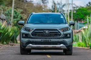 Toyota RAV4 Adventure AWD 2020 Green