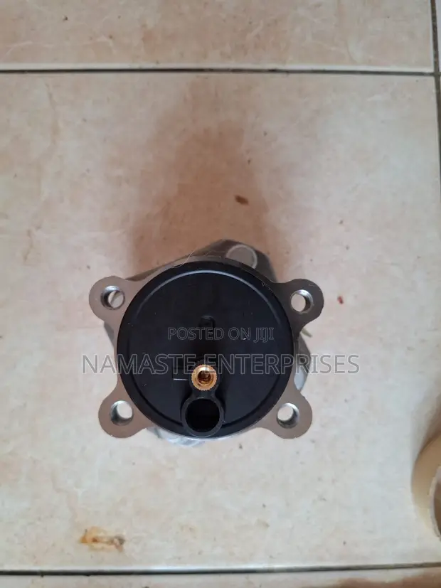 Mazda 2 Demio New Shape Rear Hub (Part No D09h-26-15x) - 1