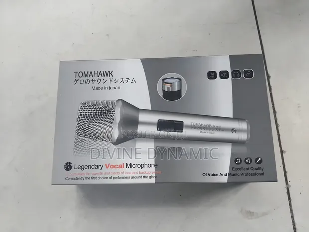 Tomahawk Corded Microphone - 1