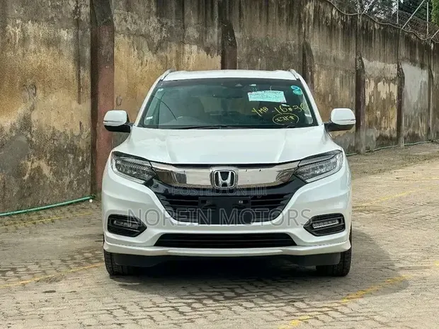 Honda Vezel 1.5 2WD 2019 Nyeupe - 1