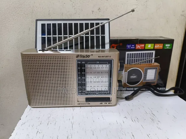 Solar 8-Band Portable Radio with USB/TF - 1
