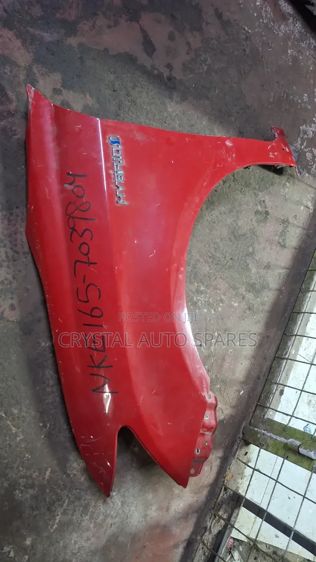 Toyota Corolla Fielder Wing 2017-2019 - 1