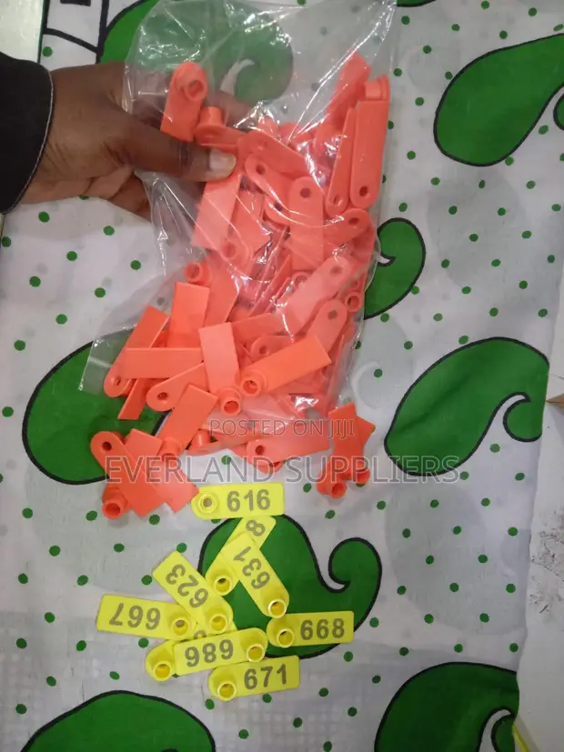 Pakiti ya Kuandaa Vitambulisho vya Masikio - 1