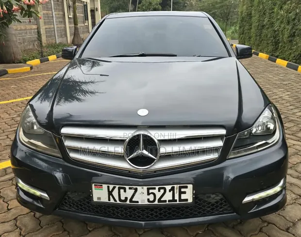 Mercedes-Benz C250 2013 - 1