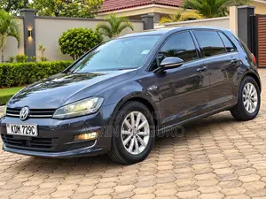Volkswagen Golf 2015 Nyeusi
