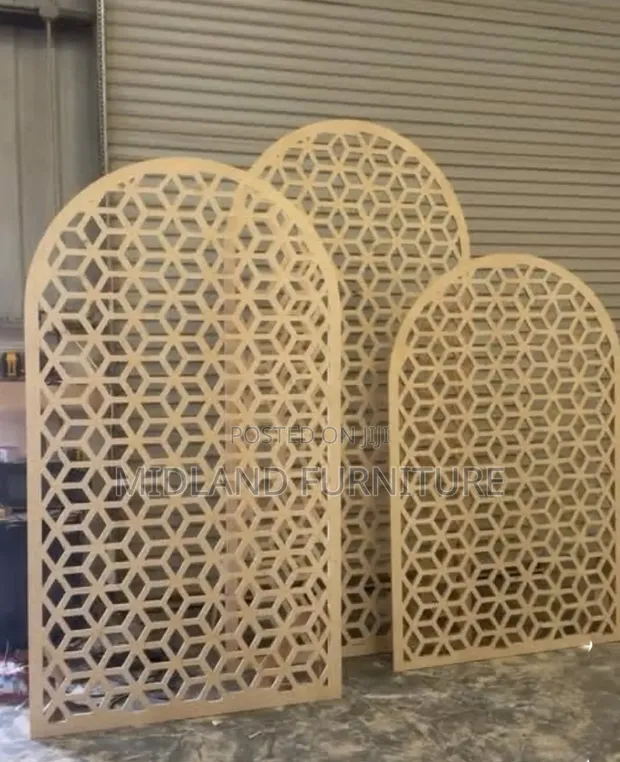 CNC Backdrop and Divider Cutting & Grooving Services - 1