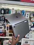 Apple MacBook Pro 2017 13" 16GB RAM, 256GB SSD - 3