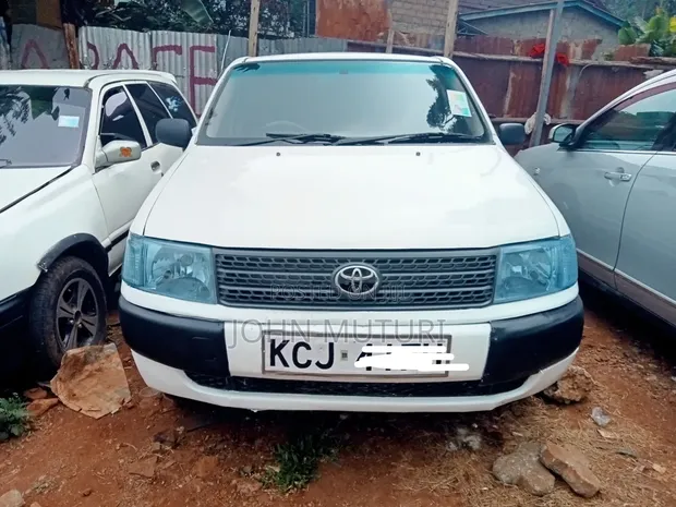 Toyota Probox 2010 - Nyeupe - 1