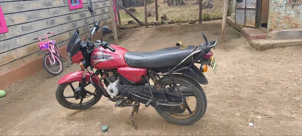 Bajaj Boxer 150 UG 2018 Nyekundu - 1