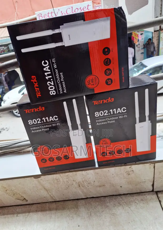 Tenda OAP1200 AC1200 Dual-Band Outdoor Wi-Fi Access Point - 1