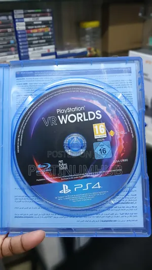 Playstation VR Worlds Game (PS4)