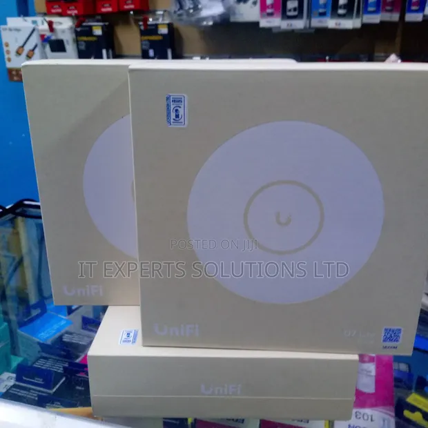 Ubiquiti U7 Lite WiFi 7 Access Point - 1