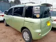 Toyota Sienta 2008 Kijani - 4