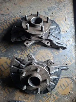 Hubs za Mbele na Nyuma Suzuki Escudo/Vitara J20