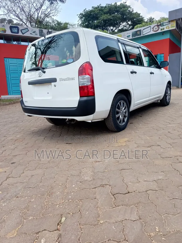 Toyota Probox 2020 DX Comfort - 1