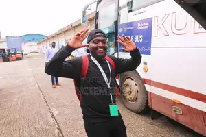 Vcee Media Picha za Kampuni