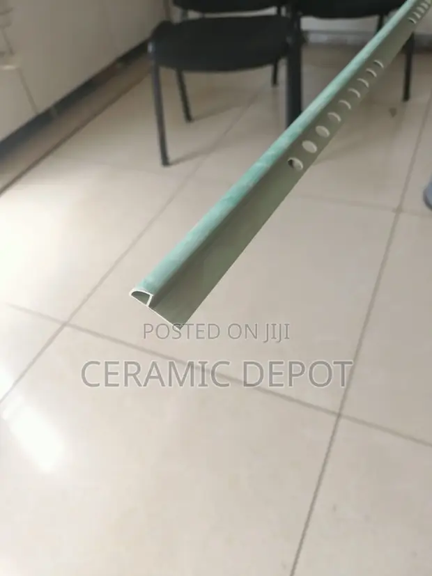 PVC Tile Corner Stripe Marble C013 Green - 2.4M (Bundle of 100pcs) - 1