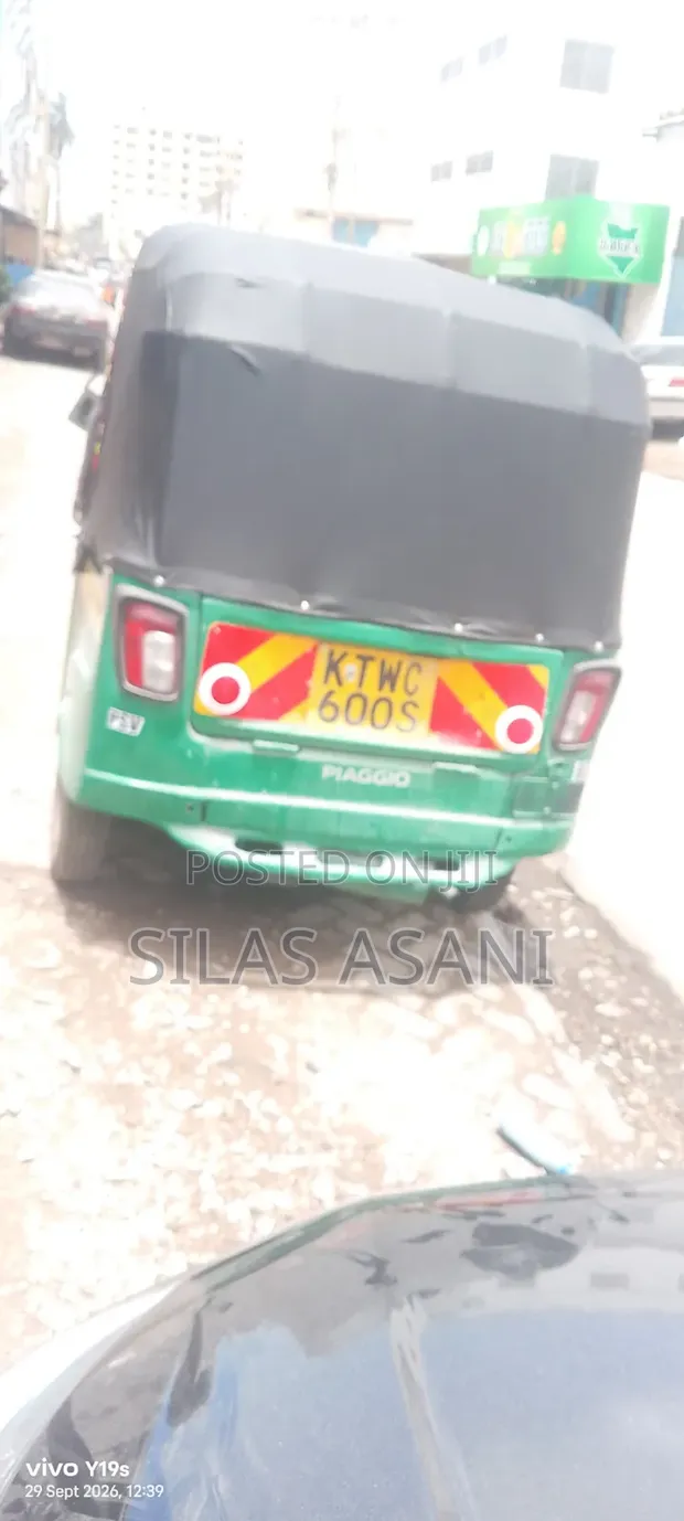 Piaggio Tuk Tuk 2022 Kijani - 1