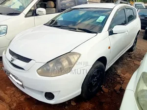 Toyota Caldina 2003 Nyeupe