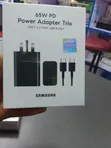 Samsung 65W PD Power Adapter Trio (2x USB-C, 1x USB-A) - 1