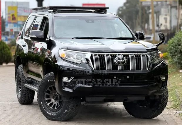 Toyota Land Cruiser Prado 2.8 2020 Nyeusi - 1