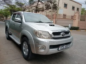 Toyota Hilux Double Cab 2010