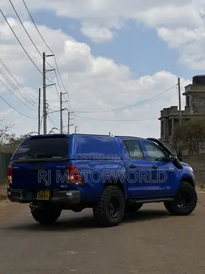 Toyota Hilux Revo Double Cab 2.4 Diesel 4x4 2017 Bluu